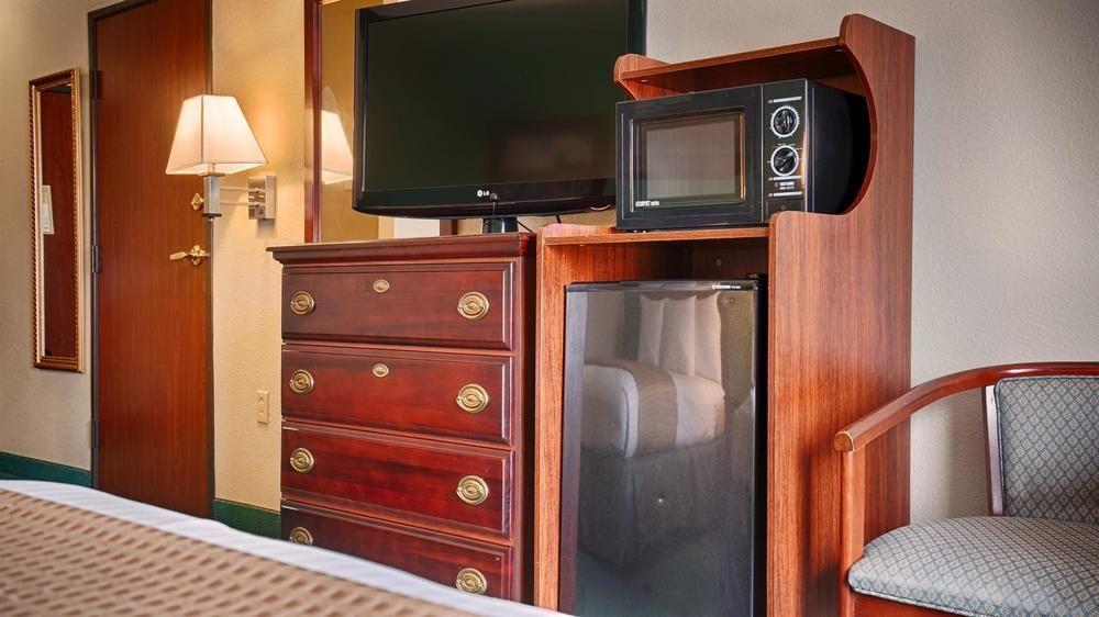 Best Western Plus Midwest City Inn & Suites Dış mekan fotoğraf