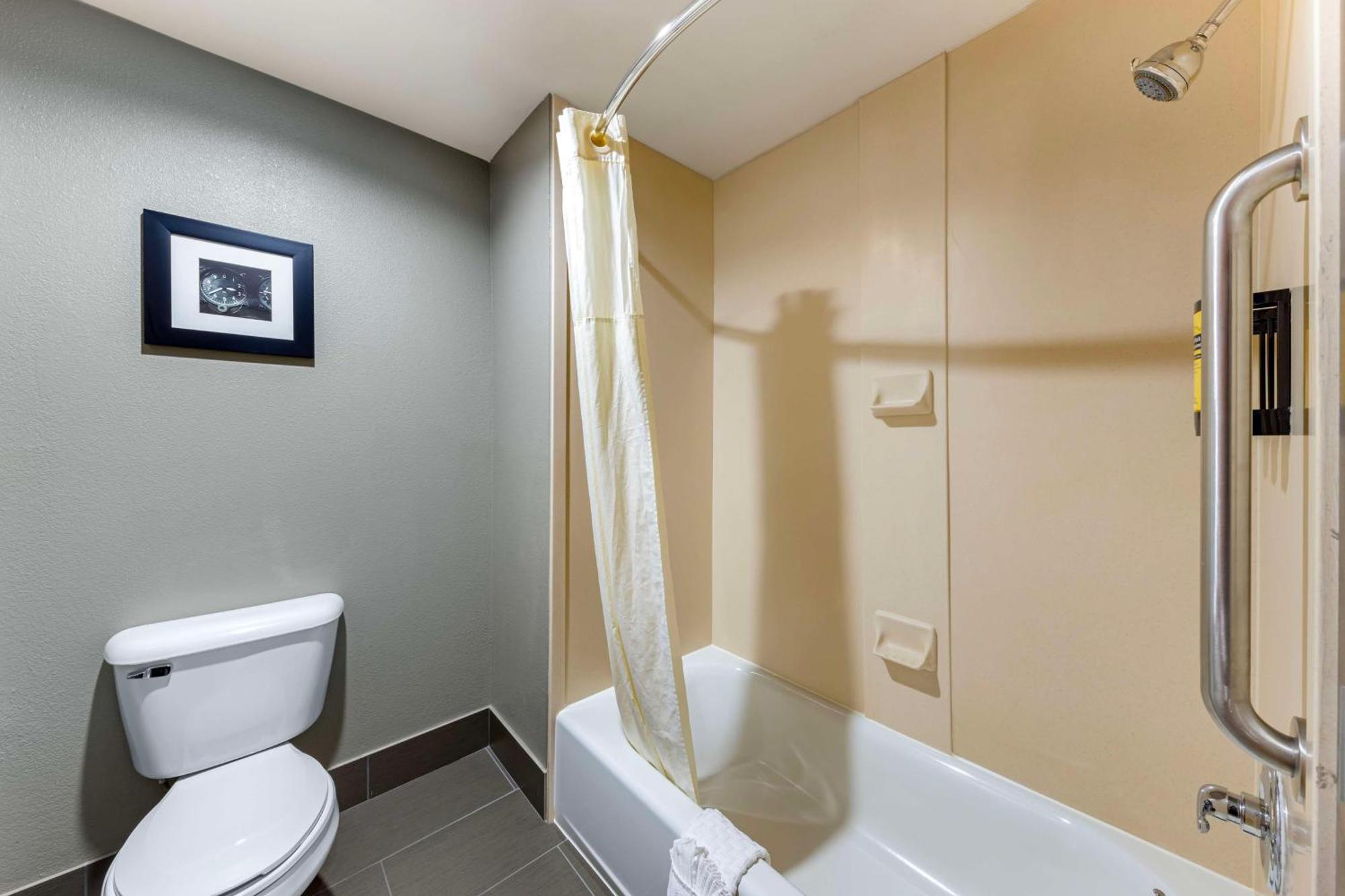 Best Western Plus Midwest City Inn & Suites Dış mekan fotoğraf