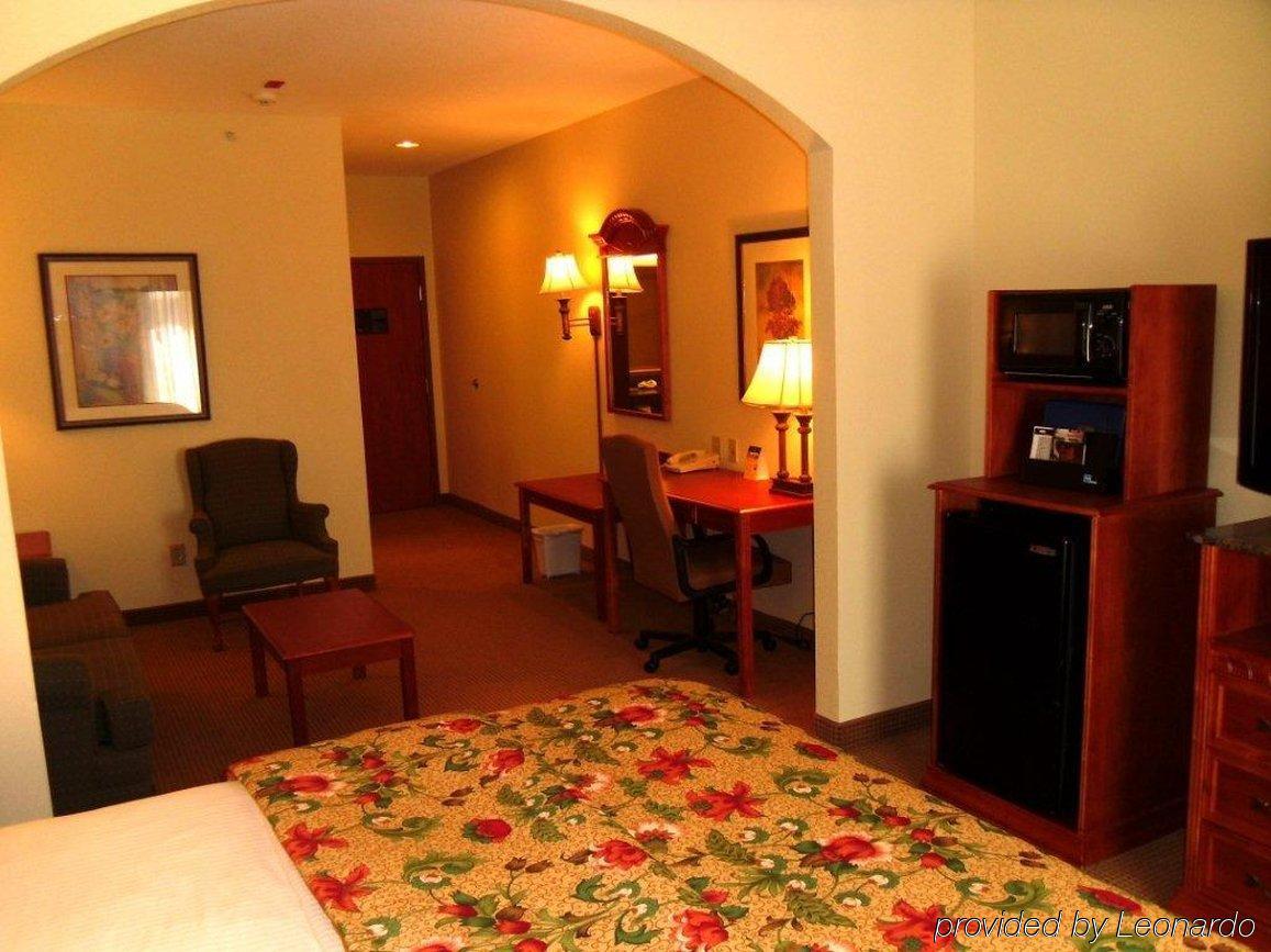 Best Western Plus Midwest City Inn & Suites Oda fotoğraf