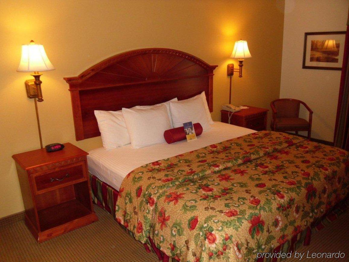 Best Western Plus Midwest City Inn & Suites Oda fotoğraf