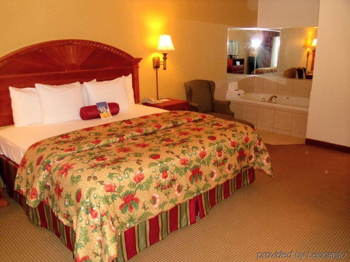 Best Western Plus Midwest City Inn & Suites Oda fotoğraf