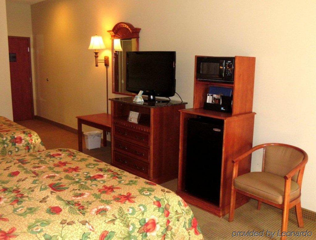 Best Western Plus Midwest City Inn & Suites Oda fotoğraf